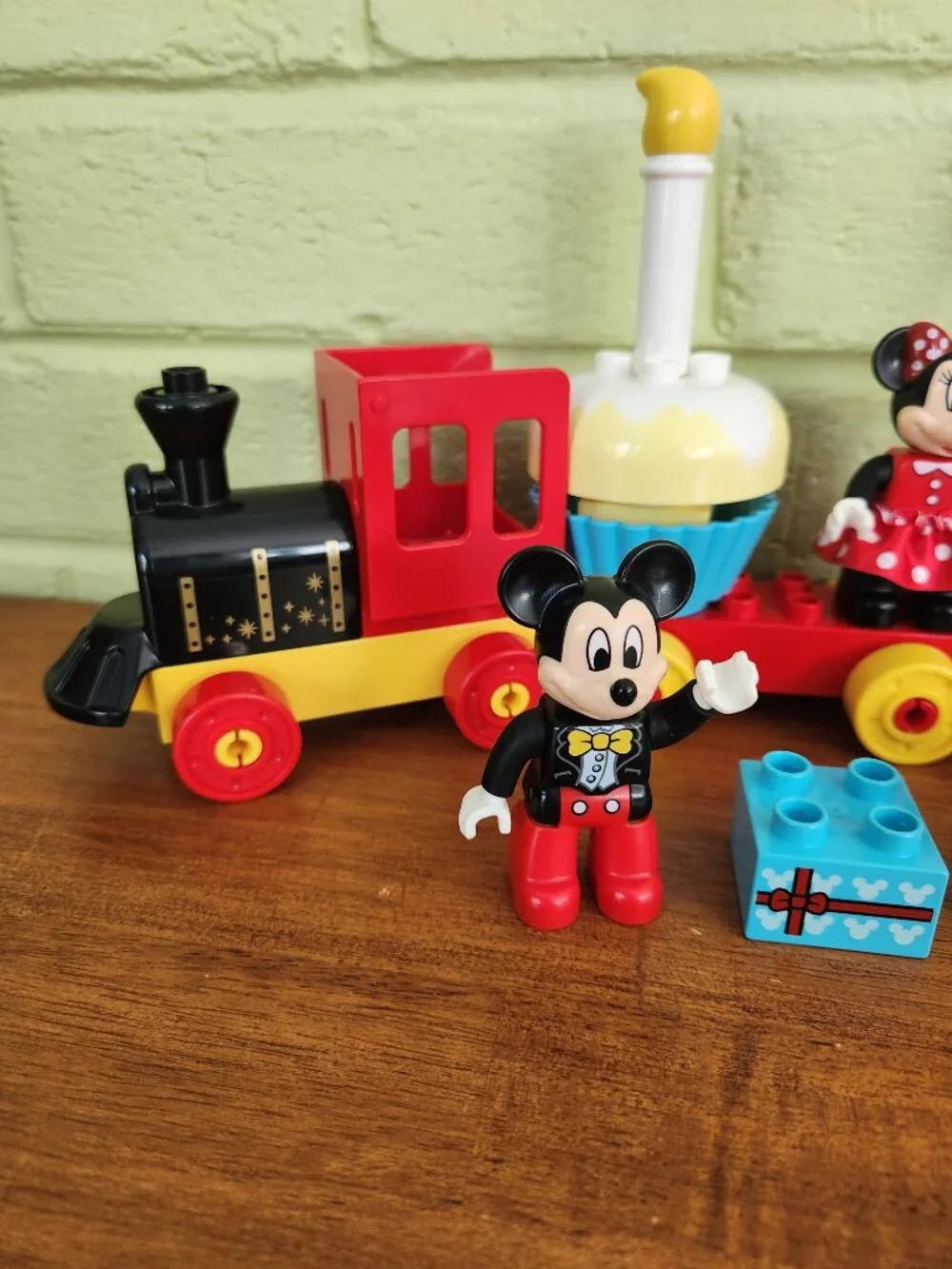 Lego Duplo Mickey Birthday Train Car Parade Disney 10941 Minnie Mouse Pluto T7